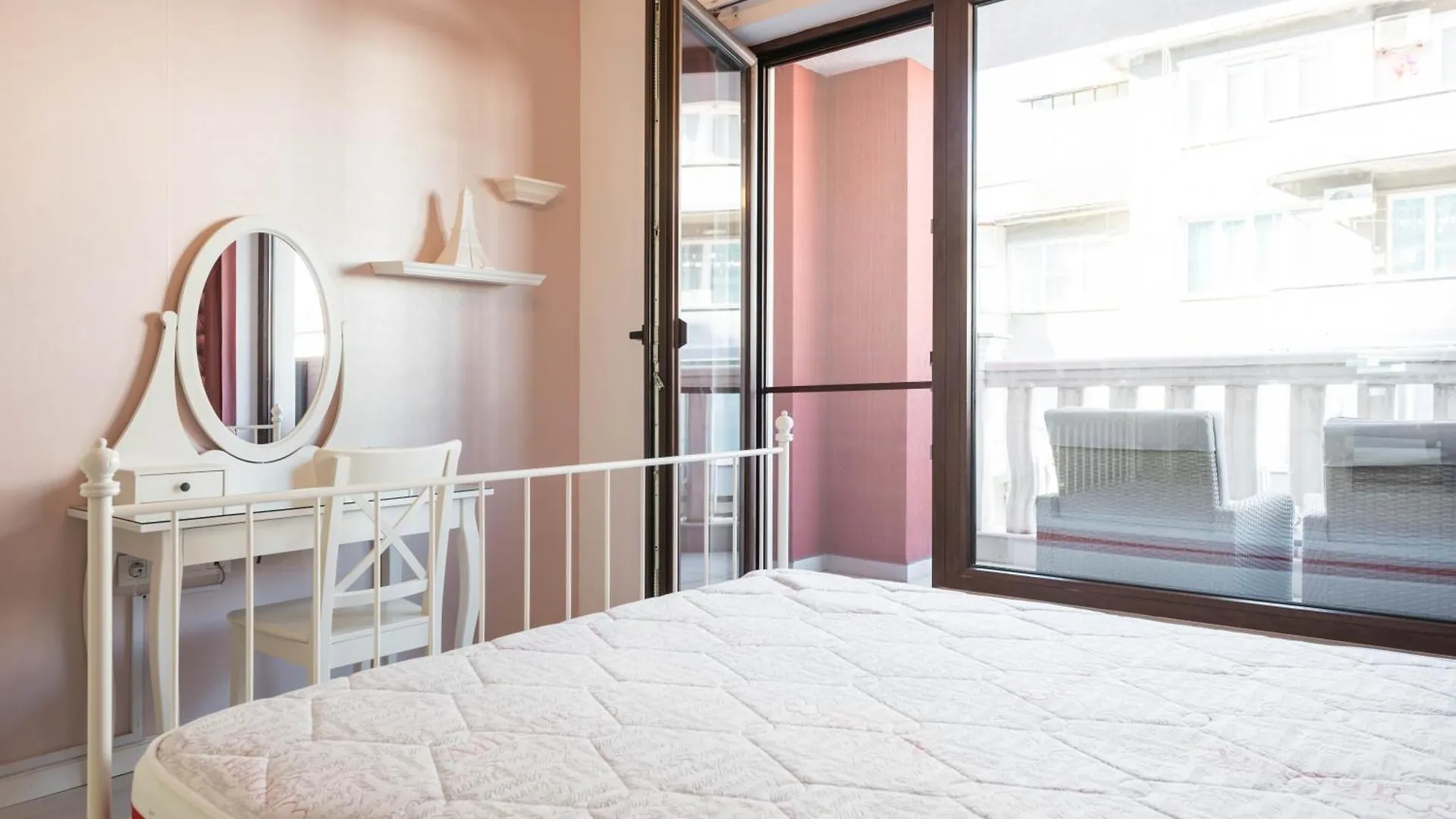 Sea Garden Luxury Apartment Várna